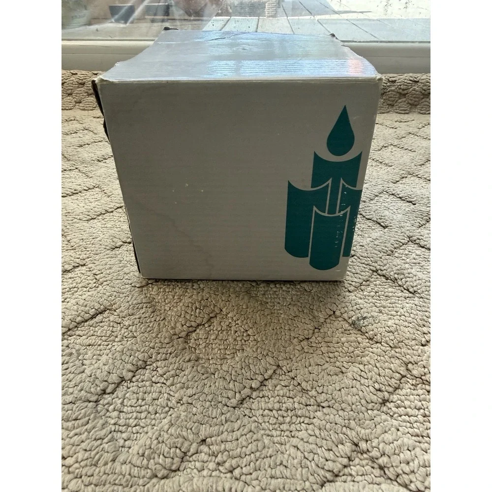 PartyLite feather pot